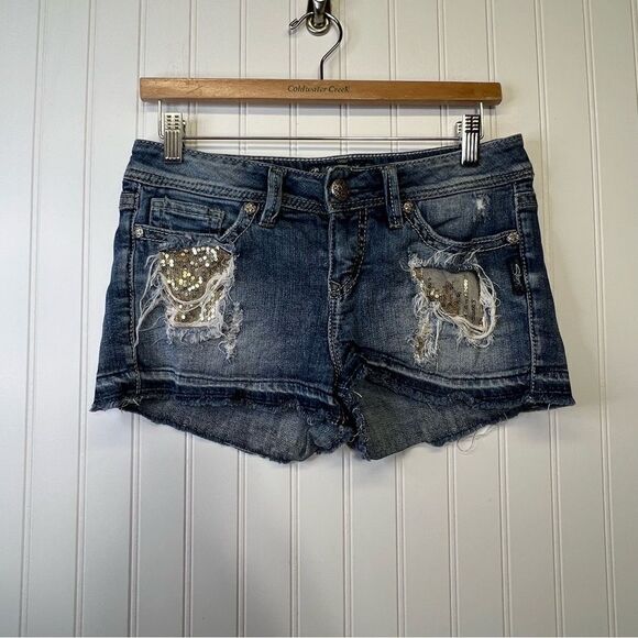 Silver size 28 "Courtney" shorts! - Picture 5 of 13